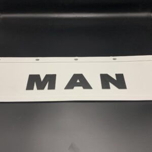 Бризковик на крило кабіни з об'ємним малюнком "MAN" Білий (180X600)