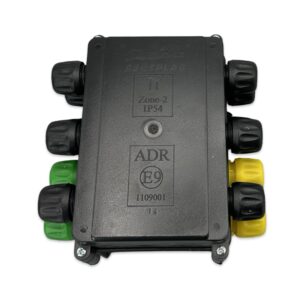 Розподільна коробка електропроводки причепів та напівпричепів (7X7) 24V