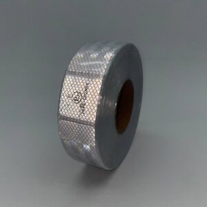 Світловідбивна стрічка для тенту біла 50м Е31